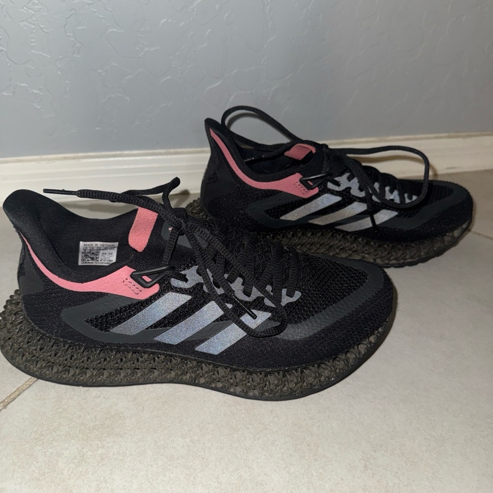 Adidas Women's Black and Gray Athletic Shoes